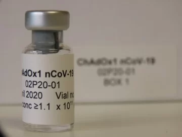 Ómicron: científico asegura que es posible desarrollar “muy rápido” una vacuna