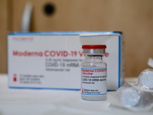 Moderna dice que su vacuna contra el covid-19 funciona tan bien en niños como en adultos