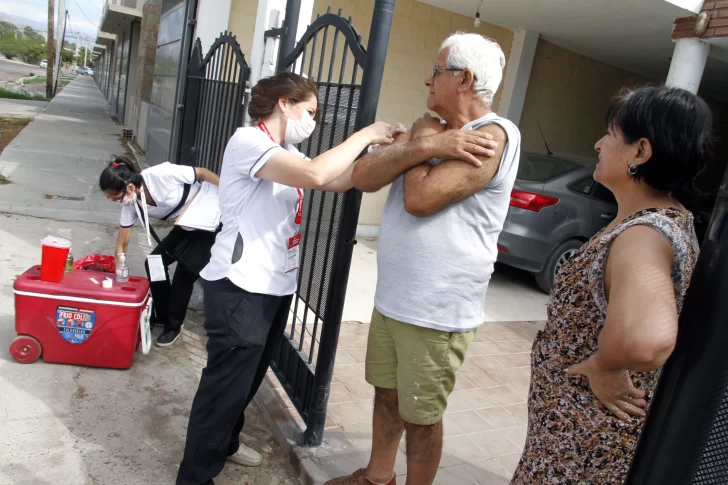 Coronavirus en San Juan: dónde y en qué horarios vacunan este fin de semana