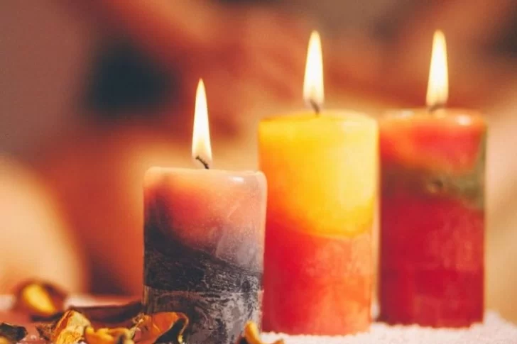 Velas para encender en Año Nuevo: qué colores usar y cuál es su significado