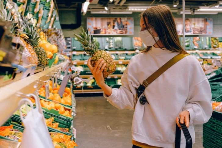 Cómo higienizar y manipular alimentos en medio de la pandemia, según la OMS