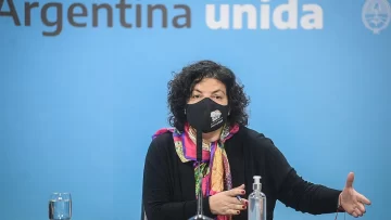 Carla Vizzotti explicó por qué se operó en el Otamendi y no en un hospital público