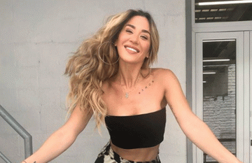 ¡Que hacendosa! Jime Barón limpió la pileta con una ¿incómoda? tanga animal print