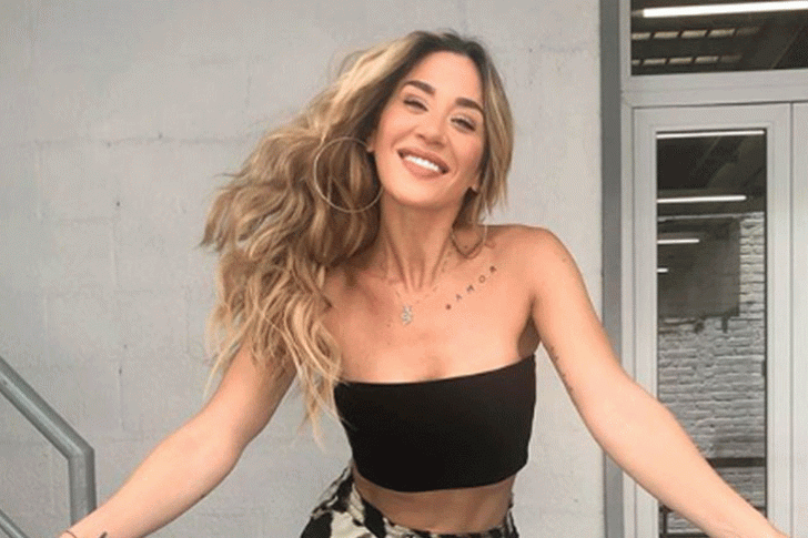 ¡Que hacendosa! Jime Barón limpió la pileta con una ¿incómoda? tanga animal print