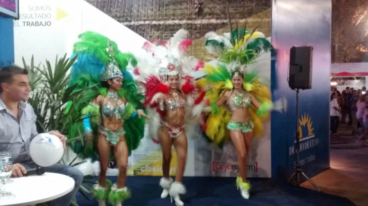 El Carnaval de Chimbas pasó por el stand de DIARIO DE CUYO