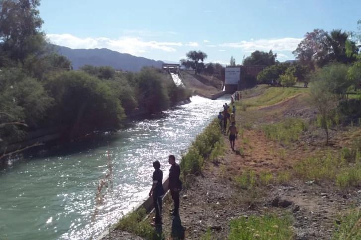 Un joven murió mientras se bañaba con amigos en el Canal Céspedes