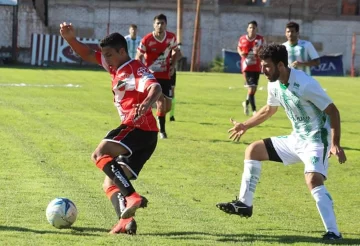 Con un jugador más, Sportivo no pudo con Maipú y perdió en Mendoza