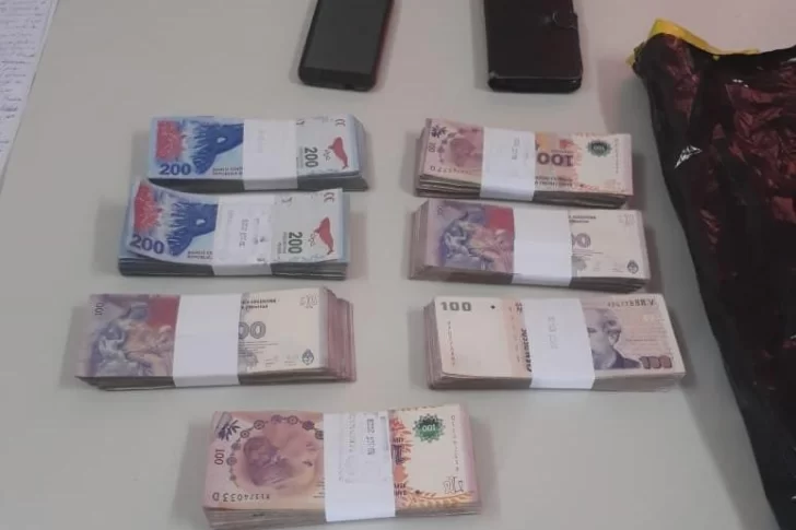 Fue con la Policía a pagar un “cuento del tío” y detuvieron al estafador