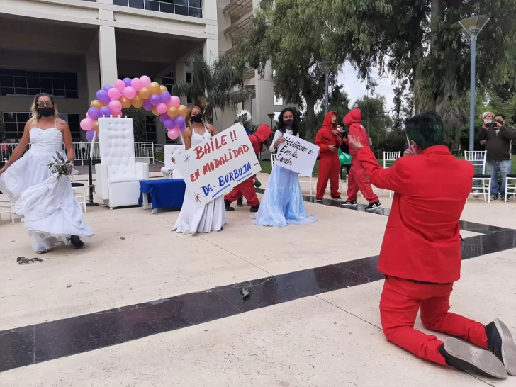 Con una fiesta al aire libre los organizadores de eventos reclamaron su reapertura