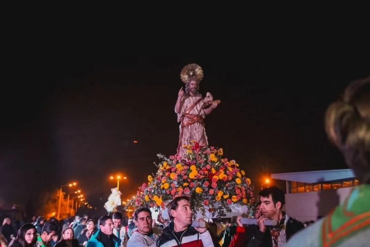 Sin fogatas y con misas televisadas para celebrar el día de San Juan Bautista