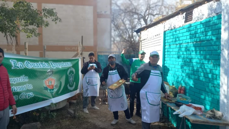 Locro puyutano gratis para 500 personas