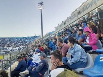 Platea colmada: el mundillo del fútbol presente en la final