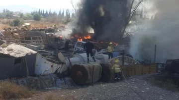 Los bomberos combatieron incendios en al menos cuatro departamentos