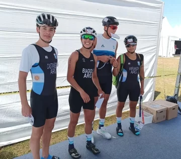 Thomas Castañeda culminó quinto en la prueba mixta por relevos de triatlón