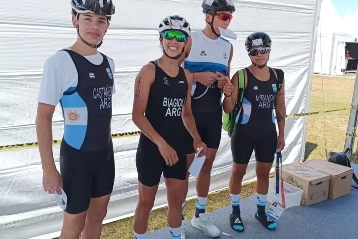 Thomas Castañeda culminó quinto en la prueba mixta por relevos de triatlón