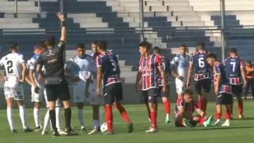 Peñarol mostró algo de reacción pero empató ante Argentino y sigue en descenso