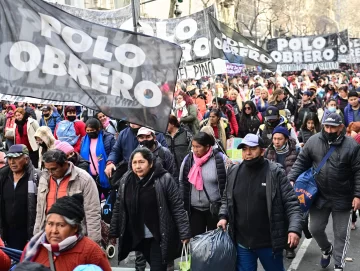 Ciudad: tensión por un piquete que se prolonga hasta hoy