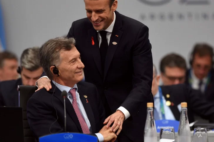 Macri suspendió la gira a París y Bruselas por la crisis económica del país