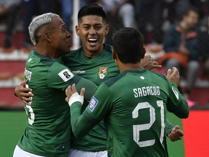 Bolivia derrotó a Perú en La Paz y lo relegó al último lugar de la tabla de posiciones