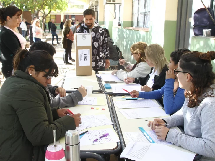 [ESCRUTINIO DEFINITIVO] Así terminó el balotaje en San Juan y el detalle por departamento: Milei cosechó 97.915 votos más que Massa