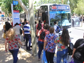 Colectivos gratis este domingo por el balotaje presidencial