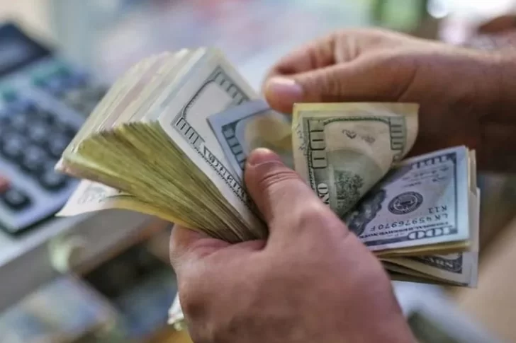 El dólar blue cerró estable en la última rueda antes del balotaje: en San Juan cotizó a $1.020