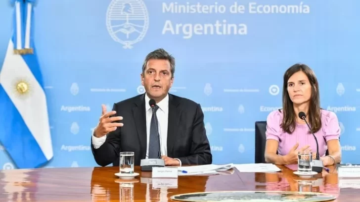 Anuncian aumento en el monto del crédito para jubilados, que pasa de $400.000 a $600.000