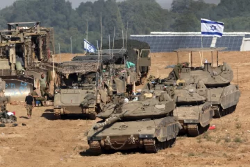 Israel y Hamas mantienen el segundo día de combates tras el fin de tregua