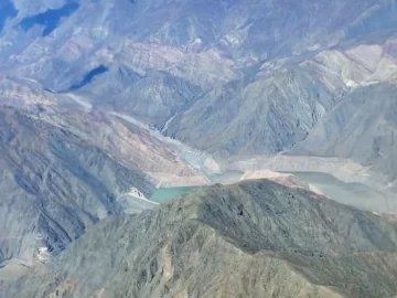 Regantes pidieron más agua y desde Gobierno dicen que cuidarán los diques