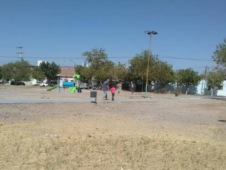 La primera plaza inclusiva, un desierto