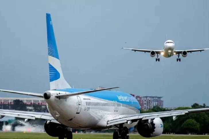 Aerolíneas Argentinas canceló 267 vuelos y reprogramó otros 26 por el paro de la CGT