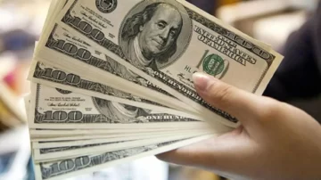 El dólar blue trepó $15, se ubicó a $1.020 y en San Juan se negoció a $1.060