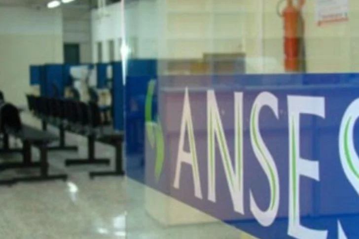 ANSES informó un aumento en la AUH: ¿de cuánto es y a partir de cuándo?