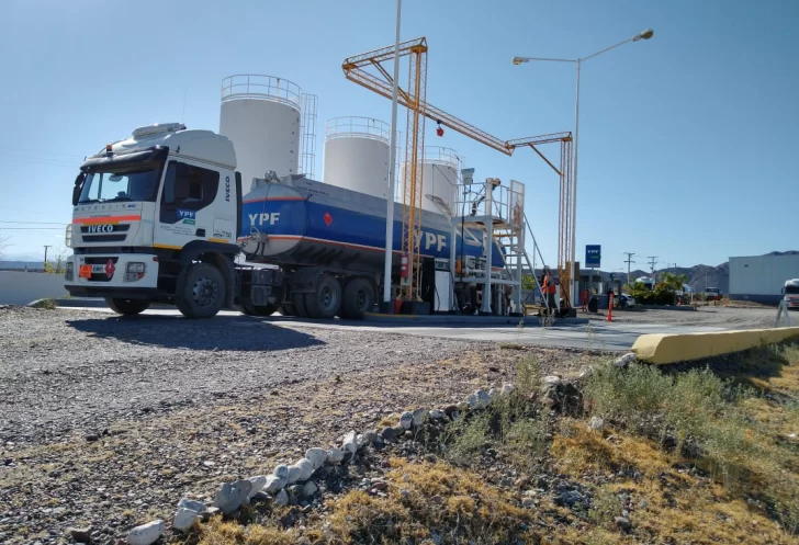 YPF baja un contrato a una empresa y pone en riesgo 22 puestos de trabajo