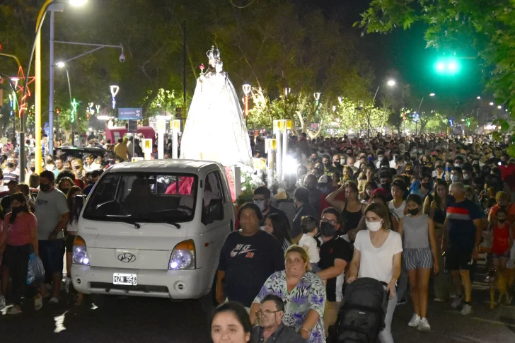 Tolerancia y salud fueron las principales peticiones que la gente hizo a la Virgen