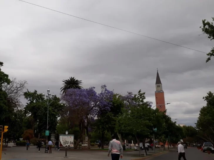 Miércoles gris con probabilidad de lluvias y nevadas