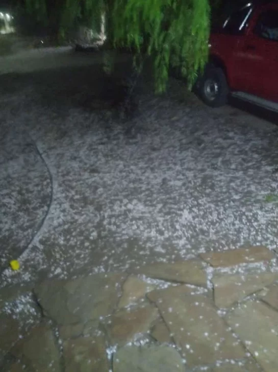 Fuerte caída de granizo ocasionó daños en San Martín