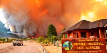 Continúa el combate al fuego y monitoreo por tormentas eléctricas en el Parque Nacional Los Alerces