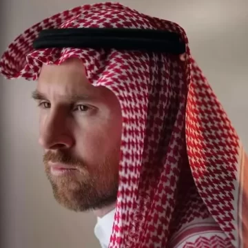 Messi sorprendió y posó como modelo para una marca de ropa de Arabia Saudita