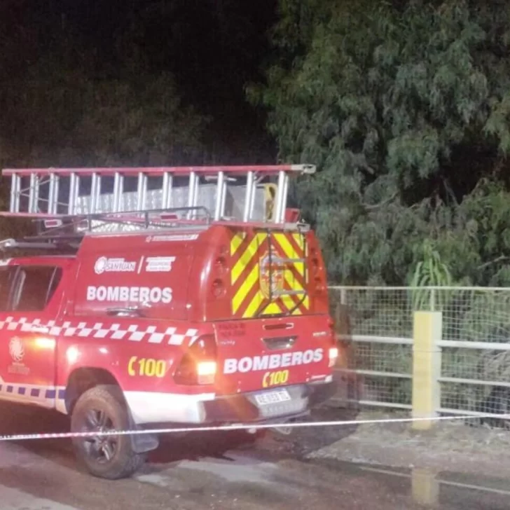 Intensa búsqueda de un obrero que arrojaron al canal tras una pelea