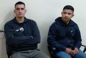 Los dos policías sospechados de darle una paliza a un hombre ebrio, más complicados