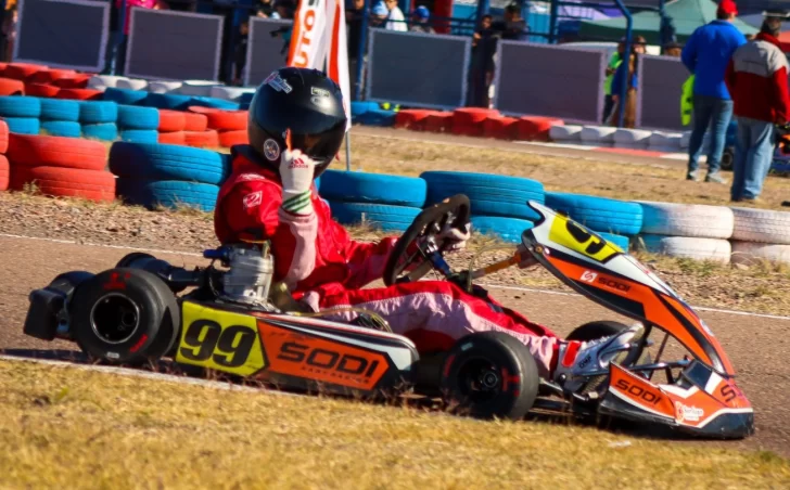 Karting: los sanjuaninos, top 10 en el Mendocino