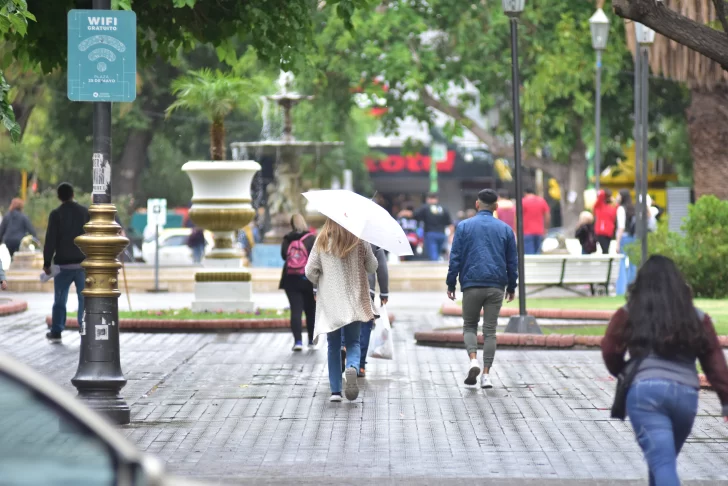 Se viene la lluvia a San Juan y hay alerta por nevadas en buena parte de la provincia: seguilo en VIVO