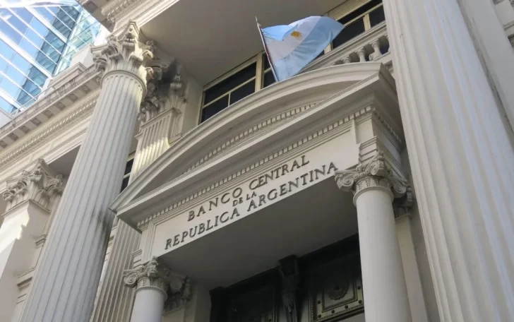 Prevén nueva baja de tasa del Banco Central para esta semana