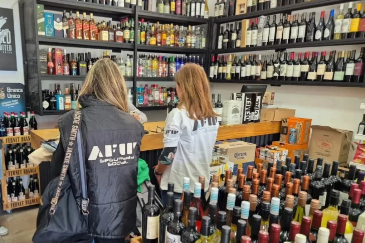 AFIP incautó vinos y mostos sin declarar en San Juan, Mendoza y bodegas del resto del país