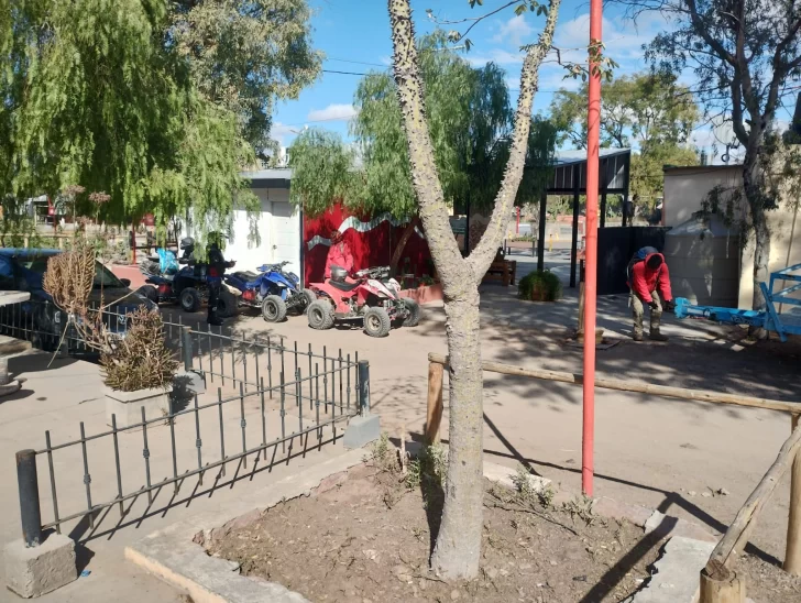 Ocho mendocinos que andaban en cuatriciclo se perdieron en el campo y la Policía tuvo que rescatarlos