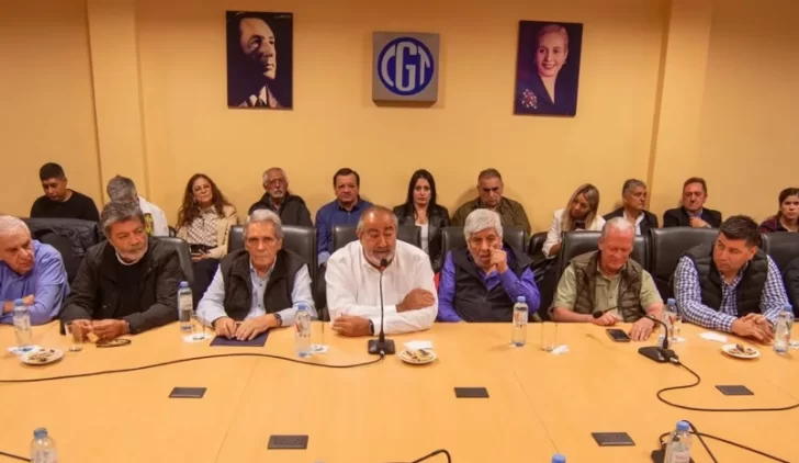 La CGT y las CTA evalúan una marcha y un paro para el día en que se debata la Ley Bases