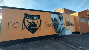 Pintadas contra Di María en Rosario: “Todavía vas a volver”