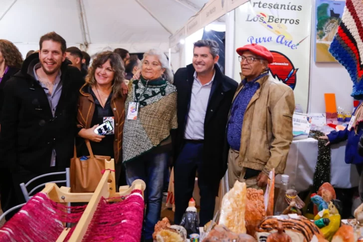 Orrego estuvo en la apertura de la XXIX Feria Internacional de las Artesanías