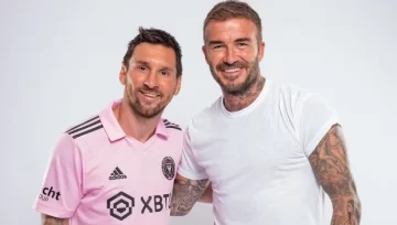 David Beckham le regaló a Lionel Messi un botellón de vino premium mendocino: cuál es el precio